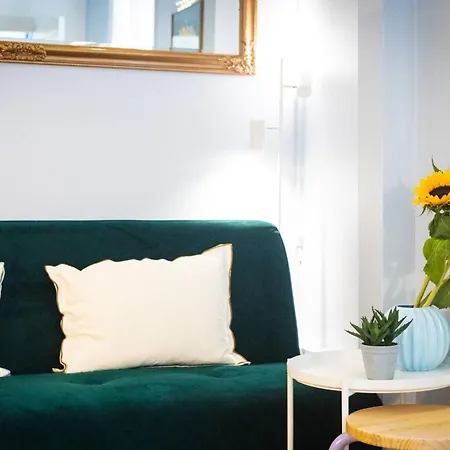 Appartement 2br - Flat Nearby Station + Operahouse